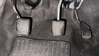 Used 2011 Toyota Etios [2010-2017] G Petrol Manual interior PEDALS VIEW