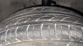 Used 2014 Honda City [2014-2017] V Petrol Manual tyres RIGHT FRONT TYRE TREAD VIEW