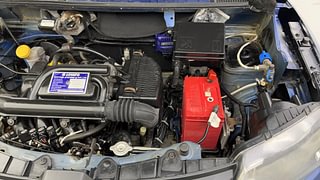 Used 2018 Renault Kwid Climber 1.0 Petrol+cng(Outside fitted) Petrol+cng Manual engine ENGINE LEFT SIDE VIEW