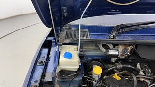 Used 2018 Renault Kwid Climber 1.0 Petrol+cng(Outside fitted) Petrol+cng Manual engine ENGINE RIGHT SIDE HINGE & APRON VIEW