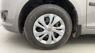Used 2013 Maruti Suzuki Swift [2011-2017] VXi Petrol Manual tyres LEFT FRONT TYRE RIM VIEW