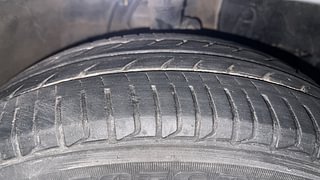 Used 2015 Honda City SV Petrol Manual tyres RIGHT FRONT TYRE TREAD VIEW