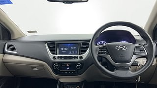 Used 2018 Hyundai Verna [2017-2020] 1.6 VTVT SX Petrol Manual interior DASHBOARD VIEW