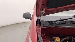 Used 2017 Datsun GO [2014-2019] T Petrol Manual engine ENGINE RIGHT SIDE HINGE & APRON VIEW