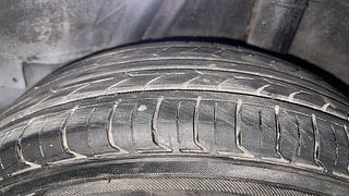 Used 2014 Honda City [2014-2017] V Petrol Manual tyres LEFT REAR TYRE TREAD VIEW