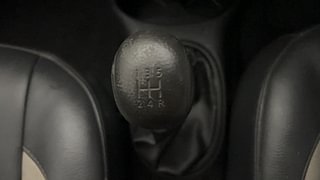 Used 2018 Nissan Micra Active [2012-2020] XV Petrol Manual interior GEAR  KNOB VIEW