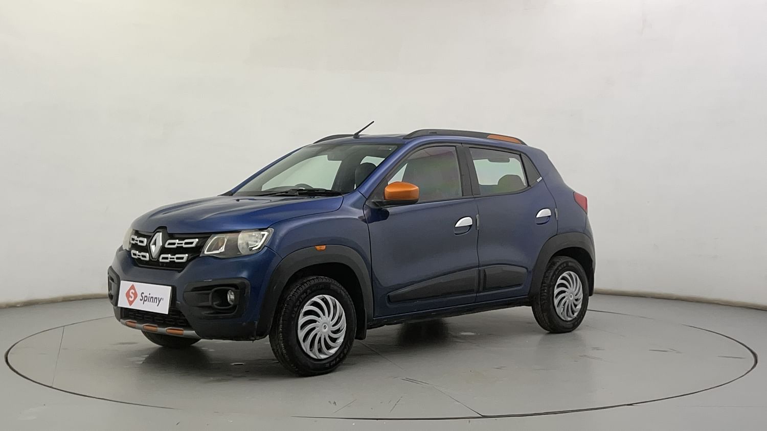 LEFT FRONT CORNER VIEW