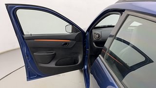 Used 2018 Renault Kwid Climber 1.0 Petrol+cng(Outside fitted) Petrol+cng Manual interior LEFT FRONT DOOR OPEN VIEW