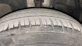 Used 2021 Renault Kwid RXT Petrol Manual tyres RIGHT FRONT TYRE TREAD VIEW