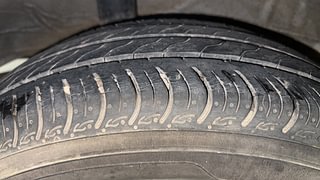 Used 2020 Honda Amaze [2018-2021] 1.2 VX i-VTEC Petrol Manual tyres RIGHT REAR TYRE TREAD VIEW