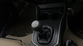 Used 2014 Honda City [2014-2017] V Petrol Manual interior GEAR  KNOB VIEW