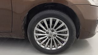 Used 2016 Maruti Suzuki Ciaz [2014-2017] ZXI+ Petrol Manual tyres RIGHT FRONT TYRE RIM VIEW