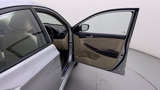 Used 2015 Hyundai Verna [2011-2015] Fluidic 1.6 VTVT SX Petrol Manual interior RIGHT FRONT DOOR OPEN VIEW