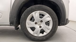 Used 2021 Renault Kwid RXT Petrol Manual tyres RIGHT FRONT TYRE RIM VIEW