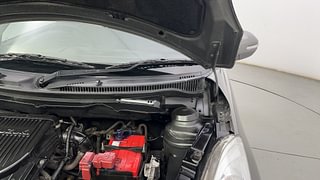 Used 2013 Maruti Suzuki Swift [2011-2017] VXi Petrol Manual engine ENGINE LEFT SIDE HINGE & APRON VIEW