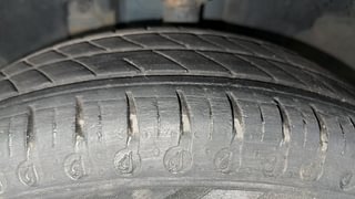 Used 2021 Renault Kwid RXL Petrol Manual tyres LEFT FRONT TYRE TREAD VIEW