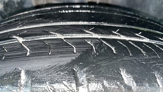 Used 2021 Tata Safari XZ Plus Diesel Manual tyres RIGHT FRONT TYRE TREAD VIEW