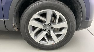 Used 2021 Tata Safari XZ Plus Diesel Manual tyres RIGHT FRONT TYRE RIM VIEW