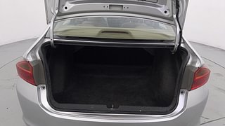 Used 2015 Honda City SV Petrol Manual interior DICKY INSIDE VIEW