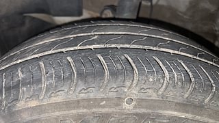 Used 2020 Honda Amaze [2018-2021] 1.2 VX i-VTEC Petrol Manual tyres LEFT FRONT TYRE TREAD VIEW