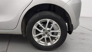 Used 2022 Maruti Suzuki Swift ZXI Petrol Manual tyres LEFT REAR TYRE RIM VIEW