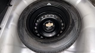 Used 2017 Hyundai Verna SX (O) 1.6 VTVT AT Petrol Automatic tyres SPARE TYRE VIEW