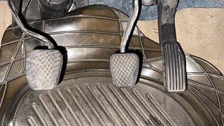 Used 2014 Honda City [2014-2017] V Petrol Manual interior PEDALS VIEW