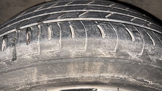 Used 2017 Honda WR-V [2017-2020] i-DTEC VX Diesel Manual tyres RIGHT REAR TYRE TREAD VIEW