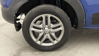 Used 2023 Renault Triber RXZ AMT Petrol Automatic tyres RIGHT REAR TYRE RIM VIEW