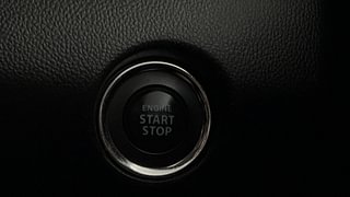 Used 2022 Maruti Suzuki Swift ZXI Petrol Manual top_features Keyless start