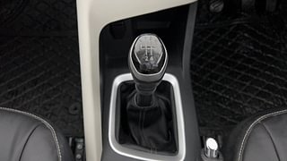 Used 2022 Nissan Magnite XL Petrol Manual interior GEAR  KNOB VIEW