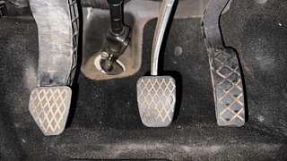 Used 2022 MG Motors Astor Sharp EX 1.5 MT Petrol Manual interior PEDALS VIEW