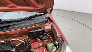 Used 2016 Maruti Suzuki Alto 800 [2012-2016] Lxi Petrol Manual engine ENGINE LEFT SIDE HINGE & APRON VIEW