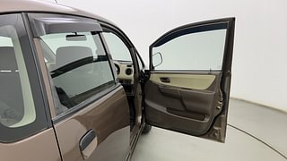 Used 2012 Maruti Suzuki Estilo [2009-2014] LXi Petrol Manual interior RIGHT FRONT DOOR OPEN VIEW