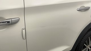Used 2019 Hyundai Tucson [2016-2020] GLS 4WD AT Diesel Diesel Automatic dents MINOR SCRATCH