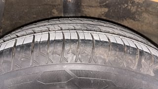 Used 2015 Hyundai Grand i10 Asta AT 1.2 Kappa VTVT Petrol Automatic tyres RIGHT REAR TYRE TREAD VIEW
