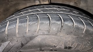 Used 2015 Maruti Suzuki Ciaz [2014-2017] ZXi Petrol Manual tyres RIGHT FRONT TYRE TREAD VIEW