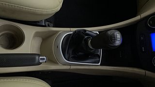 Used 2013 Hyundai Verna [2011-2015] Fluidic 1.6 CRDi SX Diesel Manual interior GEAR  KNOB VIEW