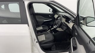 Used 2022 Nissan Magnite XL Petrol Manual interior RIGHT SIDE FRONT DOOR CABIN VIEW