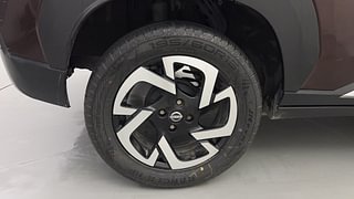 Used 2022 Nissan Magnite XV Premium Petrol Manual tyres RIGHT REAR TYRE RIM VIEW