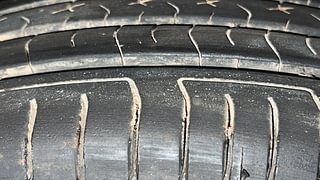 Used 2012 Maruti Suzuki Estilo [2009-2014] LXi Petrol Manual tyres LEFT FRONT TYRE TREAD VIEW