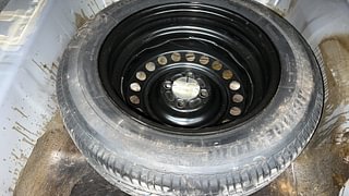 Used 2016 Honda City V Petrol Manual tyres SPARE TYRE VIEW