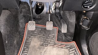 Used 2021 Maruti Suzuki S-Presso VXI Petrol Manual interior PEDALS VIEW