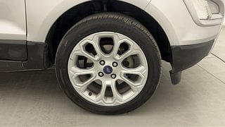 Used 2018 Ford EcoSport [2017-2020] Titanium + 1.5L Ti-VCT AT Petrol Automatic tyres RIGHT FRONT TYRE RIM VIEW
