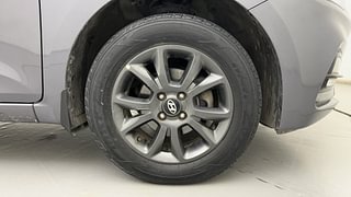 Used 2018 Hyundai Elite i20 [2018-2020] Asta 1.2 Petrol Manual tyres RIGHT FRONT TYRE RIM VIEW