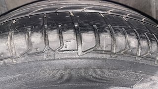 Used 2013 Hyundai Verna [2011-2015] Fluidic 1.6 CRDi SX Diesel Manual tyres RIGHT REAR TYRE TREAD VIEW