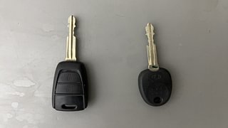 Used 2016 Hyundai Grand i10 [2013-2017] Magna AT 1.2 Kappa VTVT Petrol Automatic extra CAR KEY VIEW