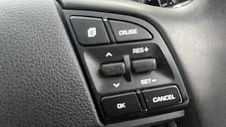 Used 2019 Hyundai Tucson [2016-2020] GLS 4WD AT Diesel Diesel Automatic top_features Cruise control