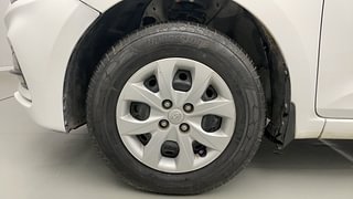 Used 2018 Hyundai Elite i20 [2018-2020] Sportz 1.2 Petrol Manual tyres LEFT FRONT TYRE RIM VIEW