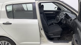 Used 2011 Maruti Suzuki Swift [2007-2011] VXi Petrol Manual interior RIGHT SIDE FRONT DOOR CABIN VIEW